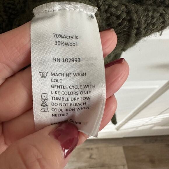 KF / KAUFMANFRANCO Olive Green Ribbed Cable Knit Wool Blend Sweater Med. - Picture 9 of 10